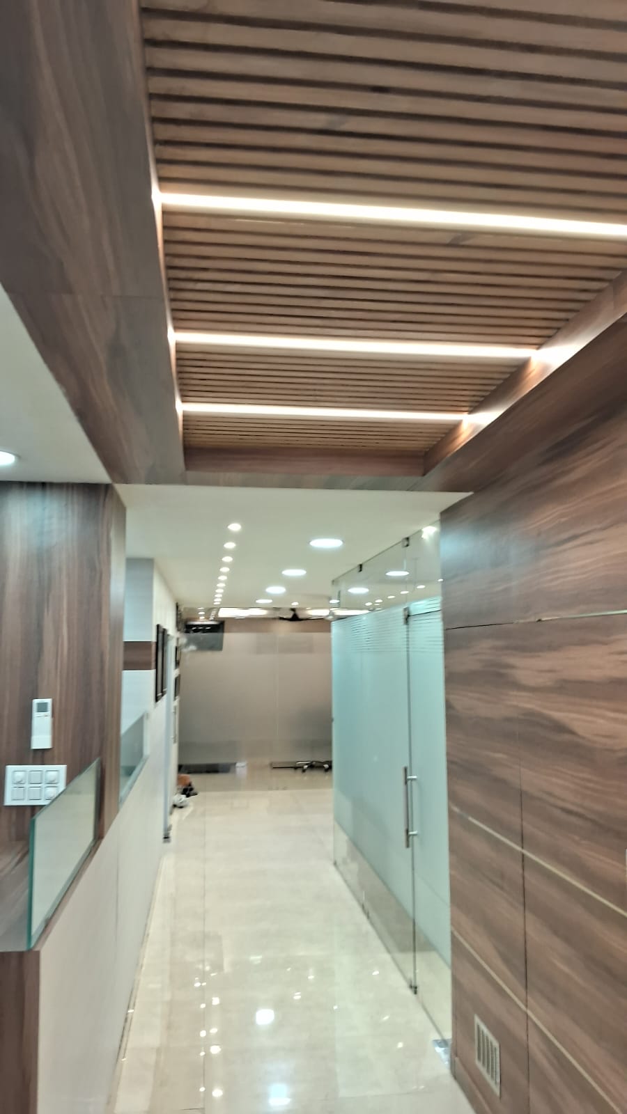 Locker & Changing Rooms